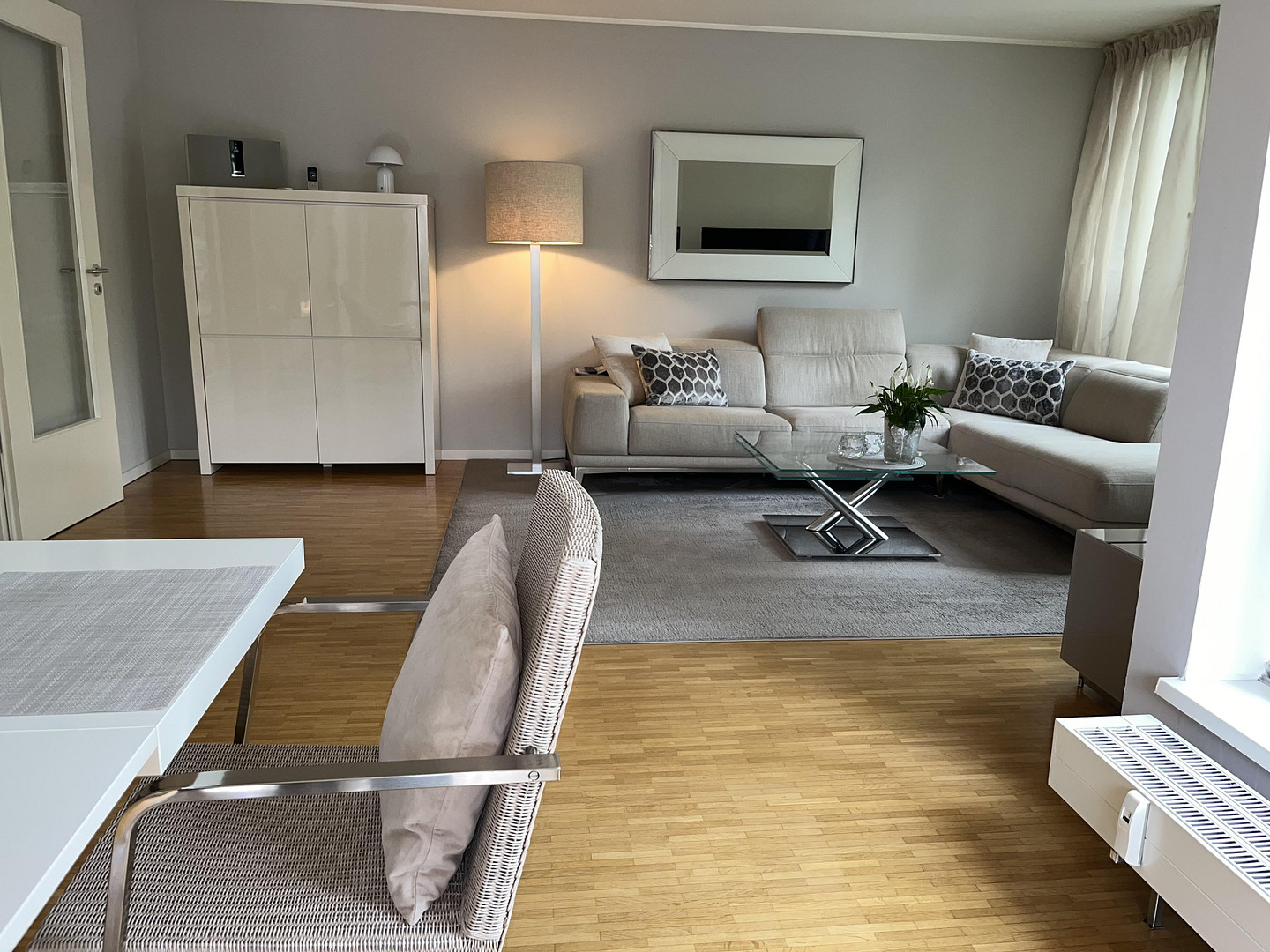 Schöne Penthouse Wohnung zwischen Eppendorf und Eimsbüttel,inkl.2Tiefgaragen Stellplätzen – Hamburg(Lokstedt) – Vorschaubild 4