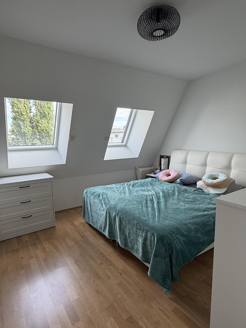 Penthouse-Feeling mit Aufzug & Dachterrasse: ruhig wohnen, privat genießen, attraktiv vermieten – Fehrbelliner Str. 24, 13585 Berlin(Spandau) – Vorschaubild 4
