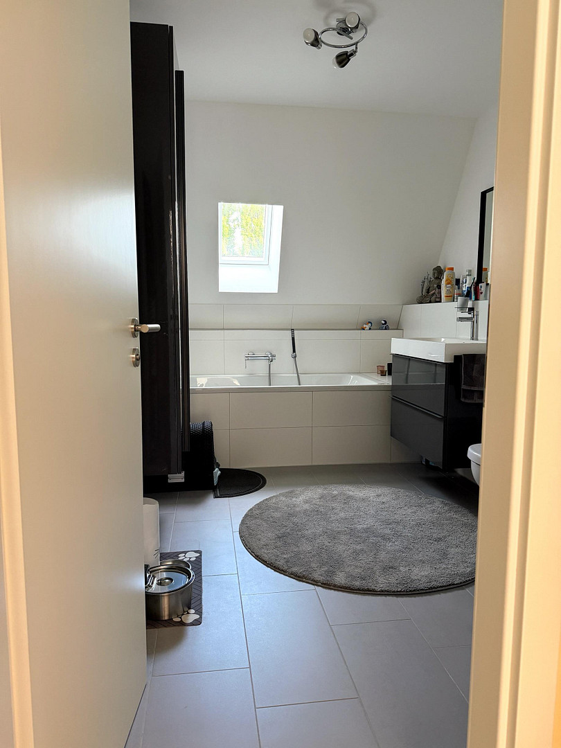 Penthouse-Feeling mit Aufzug & Dachterrasse: ruhig wohnen, privat genießen, attraktiv vermieten – Fehrbelliner Str. 24, 13585 Berlin(Spandau) – Vorschaubild 6