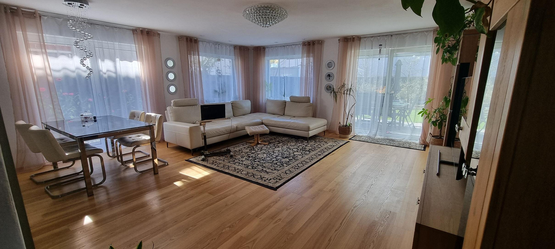 Neuwertige Stadtvilla Massiv großzügige Raumaufteilung Naturbaustoffe – Rosenheim – Vorschaubild 5