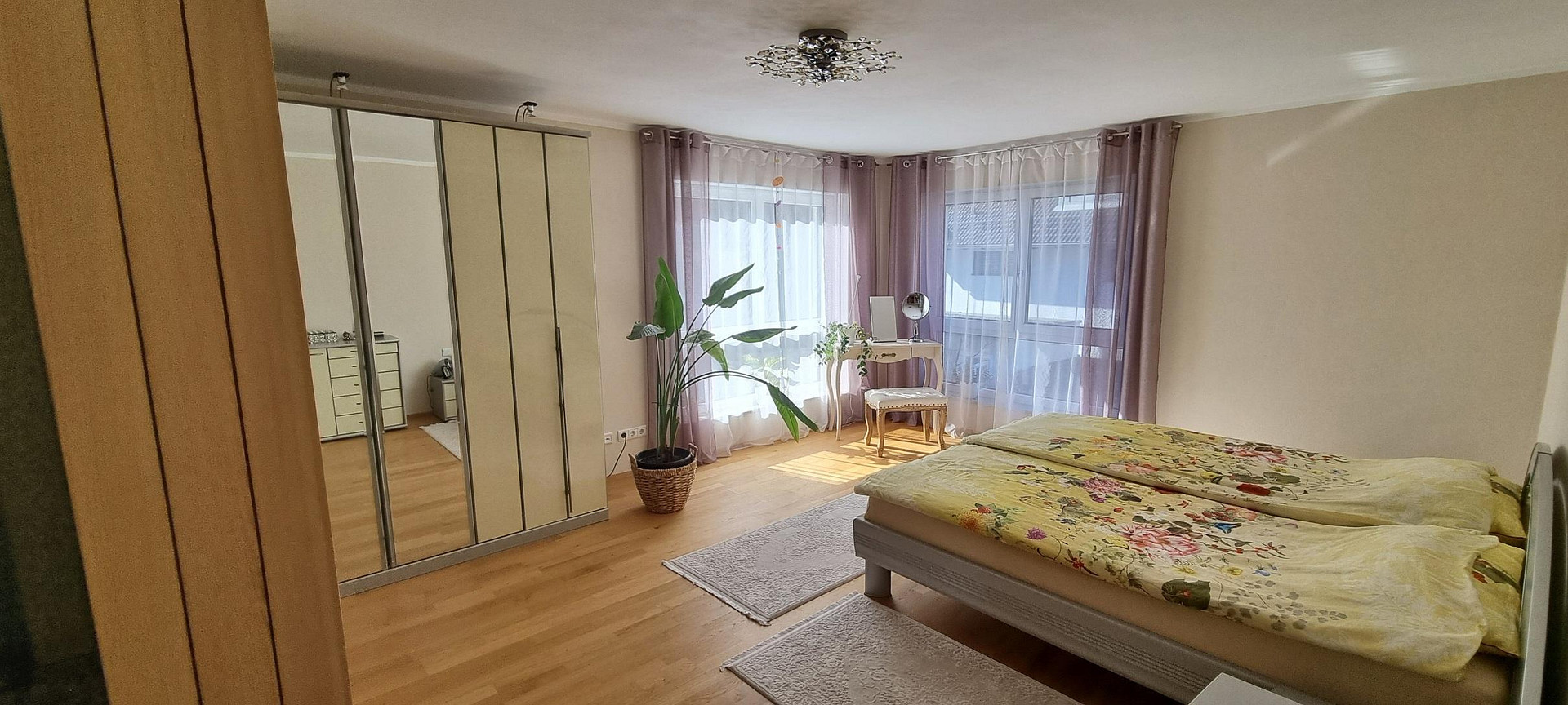 Neuwertige Stadtvilla Massiv großzügige Raumaufteilung Naturbaustoffe – Rosenheim – Vorschaubild 14