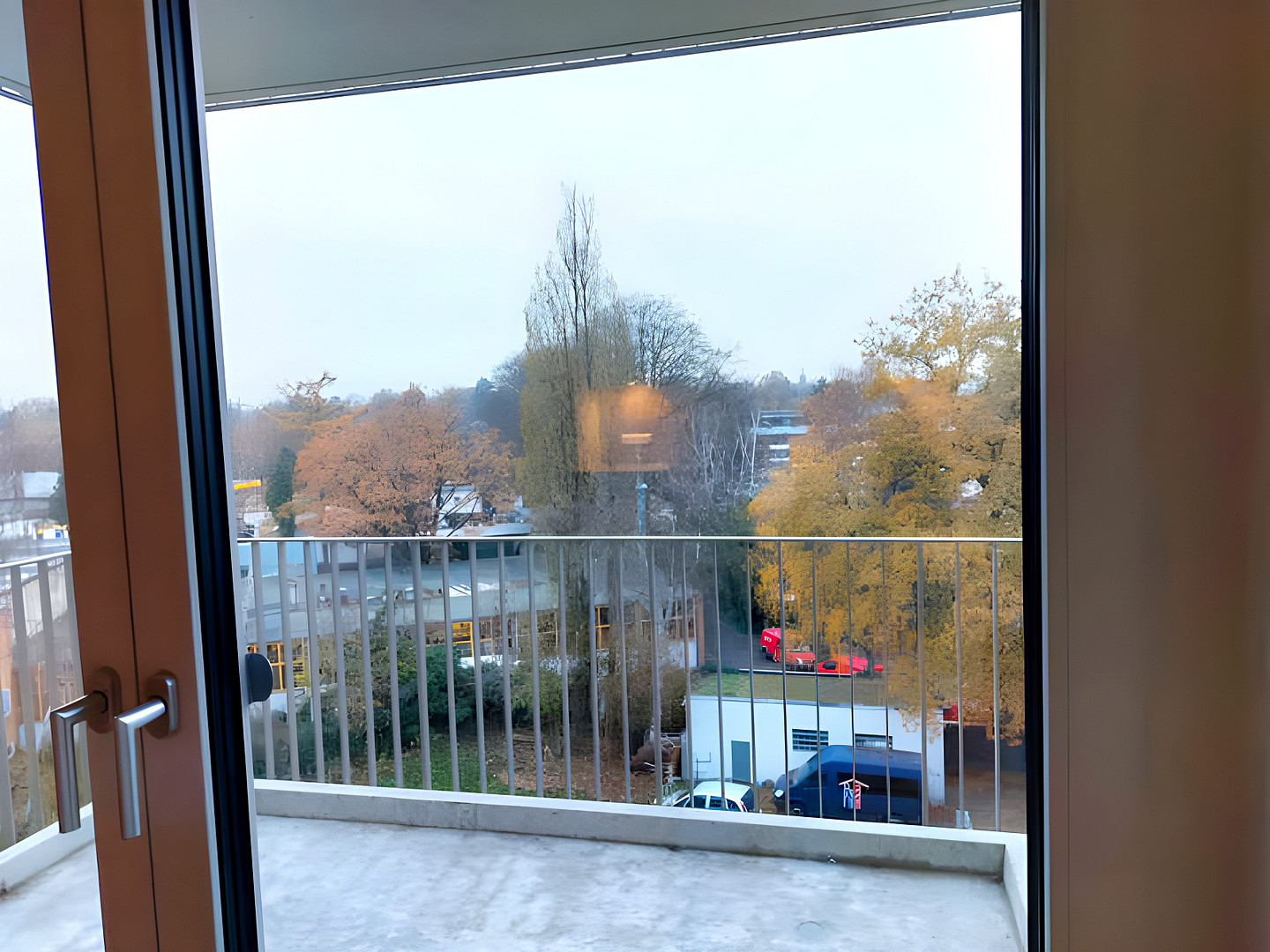 Direkt einziehen! Moderne 2 Zimmer + Süd-West-Balkon, Einbauküche, Wannenbad + Abstellraum, Aufzug – Luruper Hauptstraße 77a, 22547 Hamburg(Lurup) – Vorschaubild 9