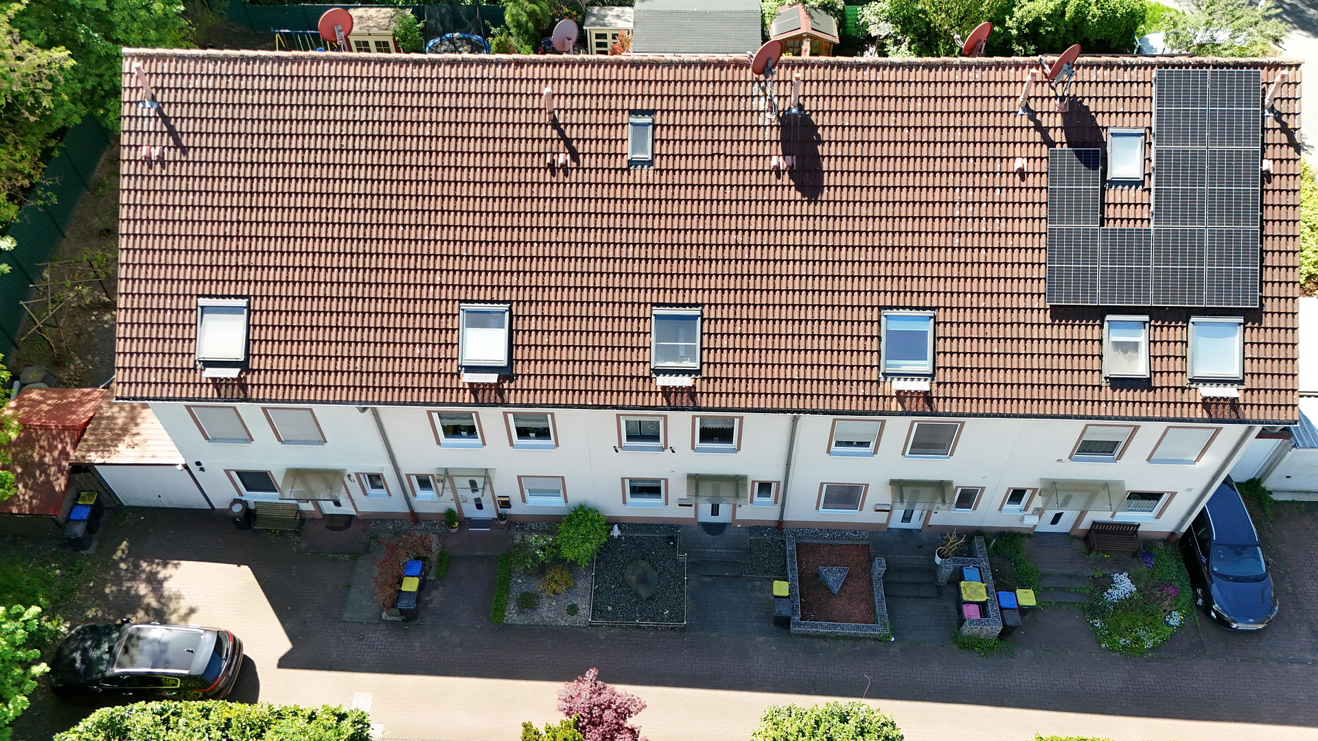 Hier endet der Arbeitsalltag im Pool - RMH mit Bar,Kino & PV-Anlage – Gelsenkirchen – Vorschaubild 6