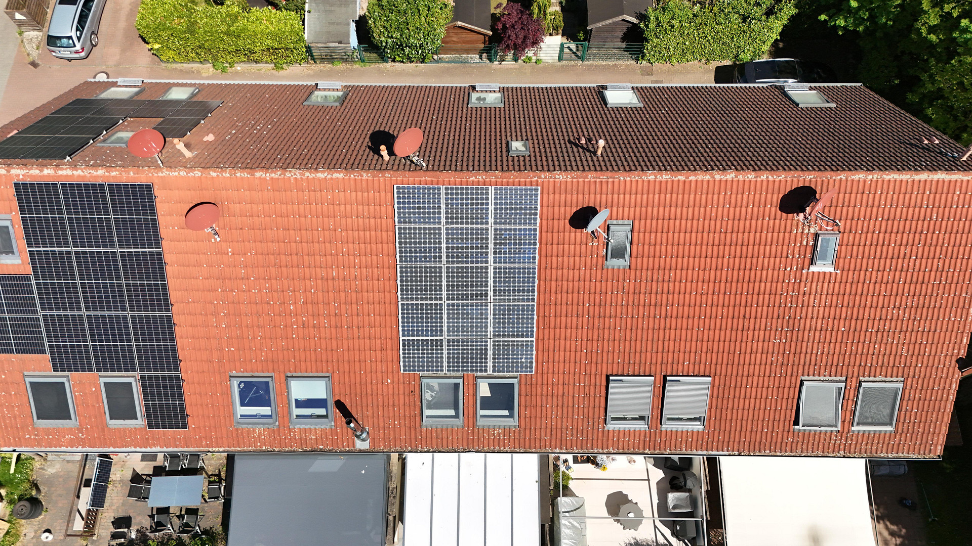 Hier endet der Arbeitsalltag im Pool - RMH mit Bar,Kino & PV-Anlage – Gelsenkirchen – Vorschaubild 18