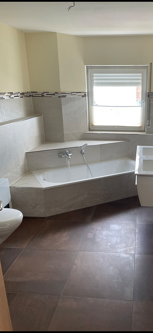 Neuwertige, sehr helle 5 Zimmer Wohnung mit schönem Fernblick – Trier(Tarforst) – Vorschaubild 4