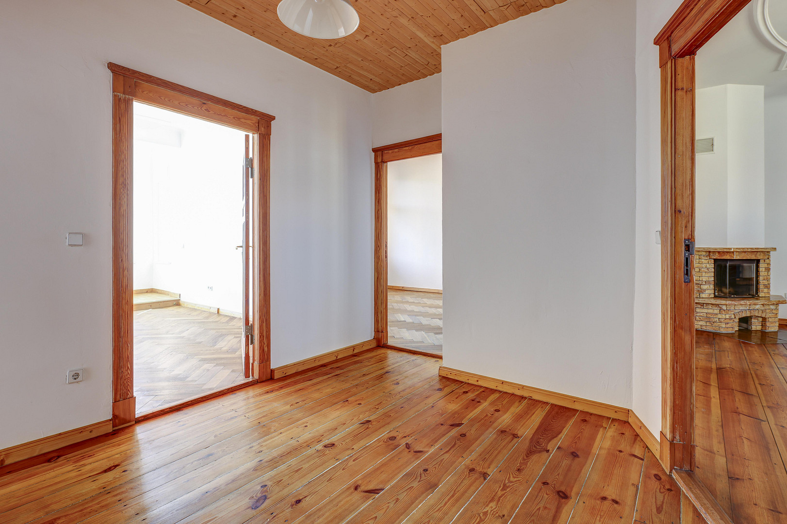 Lichtdurchflutetes Altbau-Juwel in der Kastanienallee – Berlin(Prenzlauer Berg) – Vorschaubild 2