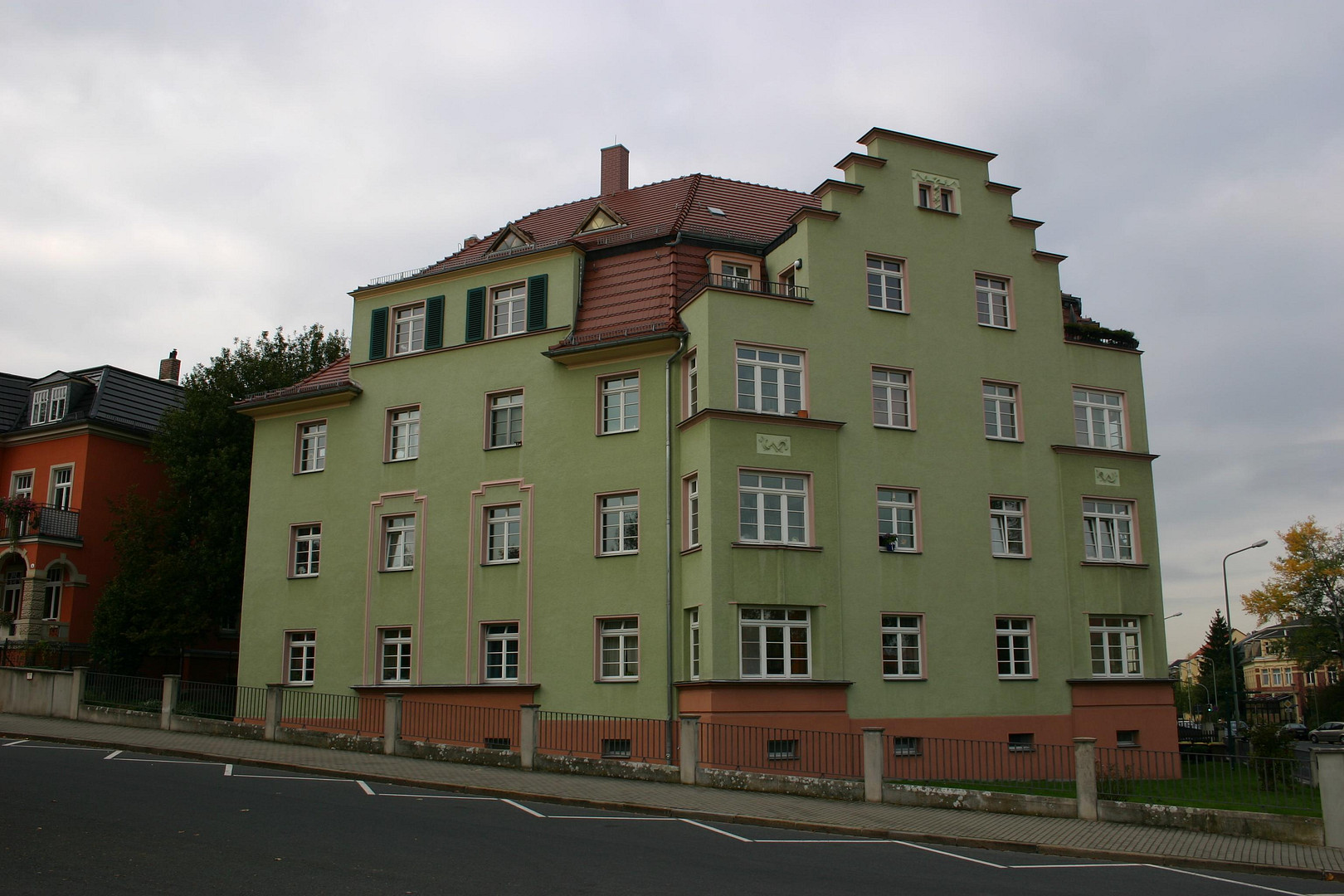 Liebevoll sanierte 2 RWE im Einzeldenkmal – Nöthnitzer Straße 36, 1187 Dresden(Plauen) – Vorschaubild 2