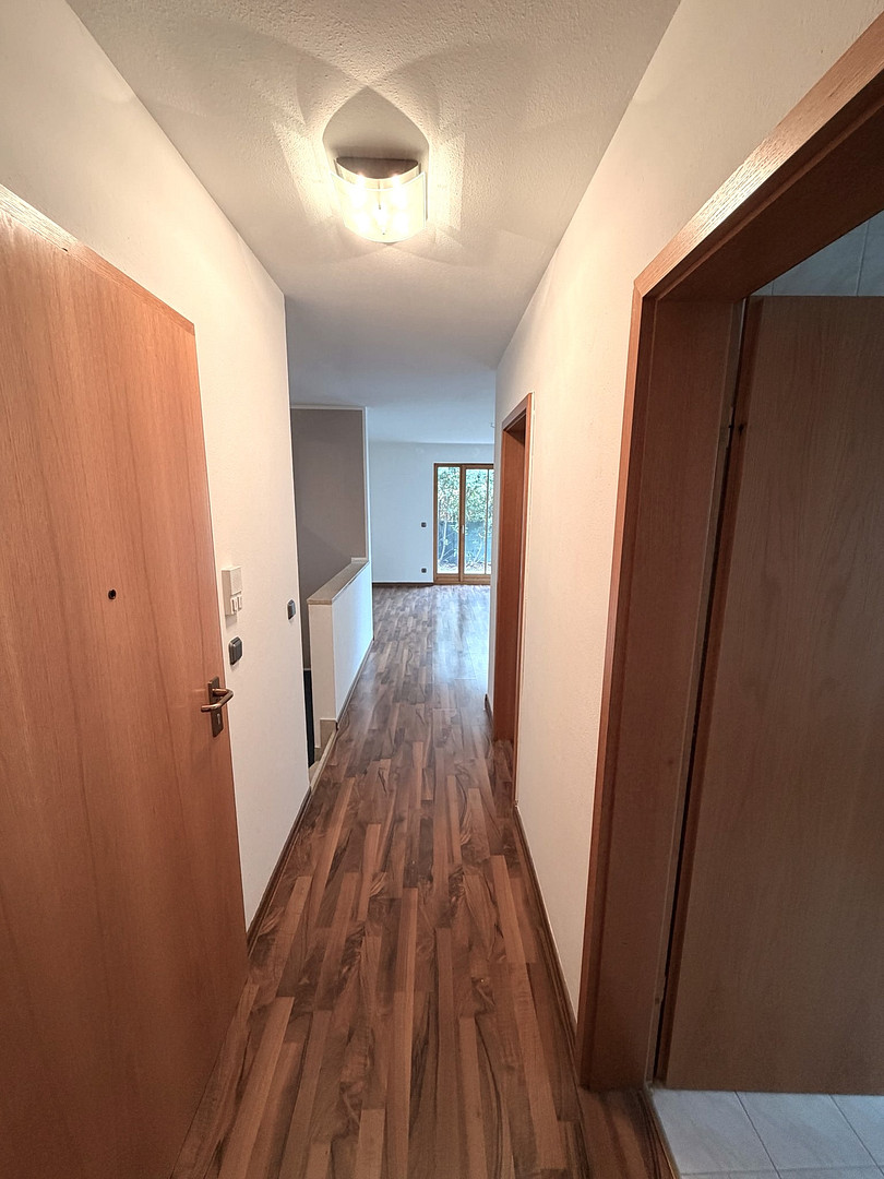 Außergewöhnliche 1,5-Zimmer EG-Gartenwohnung in München-Trudering – Eigerstraße 37a, 81825 München(Trudering) – Vorschaubild 3