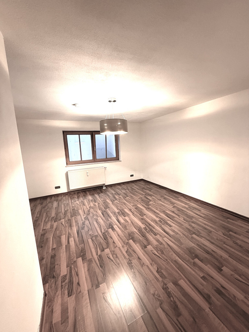 Außergewöhnliche 1,5-Zimmer EG-Gartenwohnung in München-Trudering – Eigerstraße 37a, 81825 München(Trudering) – Vorschaubild 9