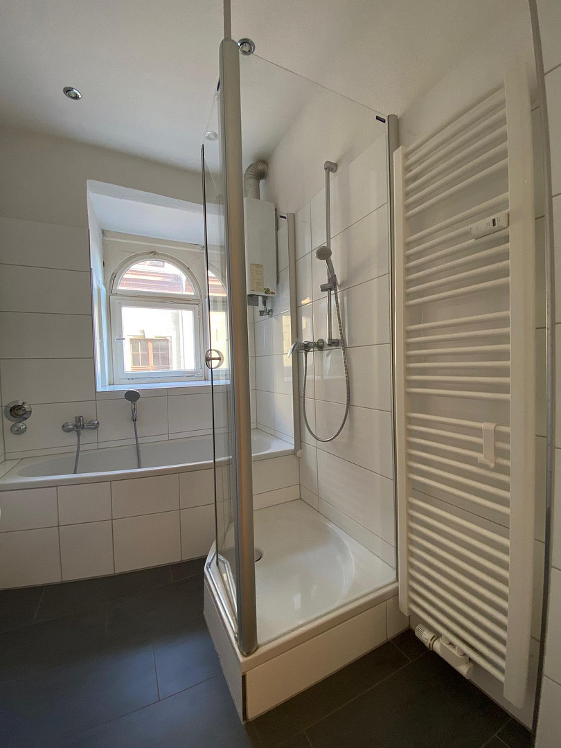 Wunderschöne Altbauwohnung in Top Lage in Mainz Neustadt mit Rheinblick – Mainz – Vorschaubild 4