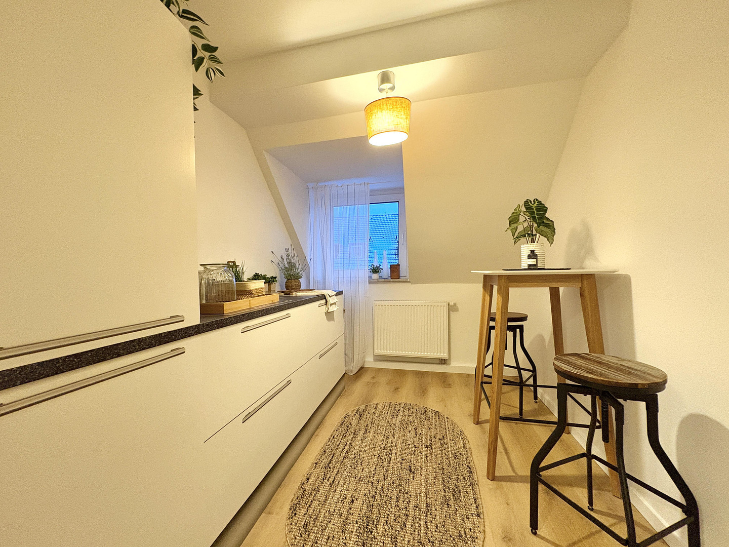 Sanierte Dachgeschoss-Wohnung +  Nutzfläche im Spitzboden in Rüttenscheid – Wusthoffstraße 11, 45131 Essen(Rüttenscheid) – Vorschaubild 3