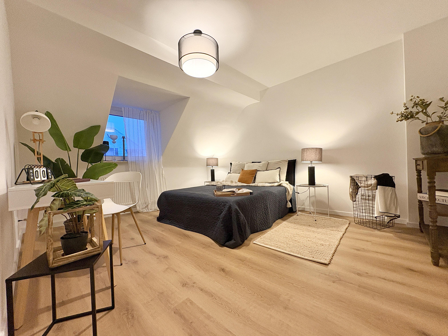 Sanierte Dachgeschoss-Wohnung +  Nutzfläche im Spitzboden in Rüttenscheid – Wusthoffstraße 11, 45131 Essen(Rüttenscheid) – Vorschaubild 4