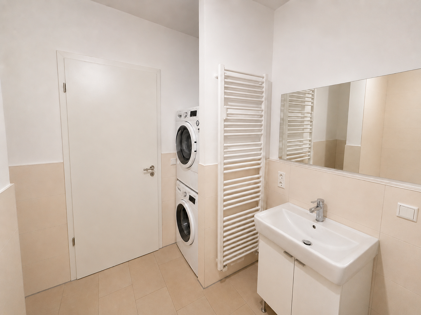 Moderne 4-Zimmer-Wohnung in Berlin-Wilmersdorf – ca. 97 m², 6. OG, inkl. Einbauküche, 2 Bäder – Berlin(Wilmersdorf) – Vorschaubild 9