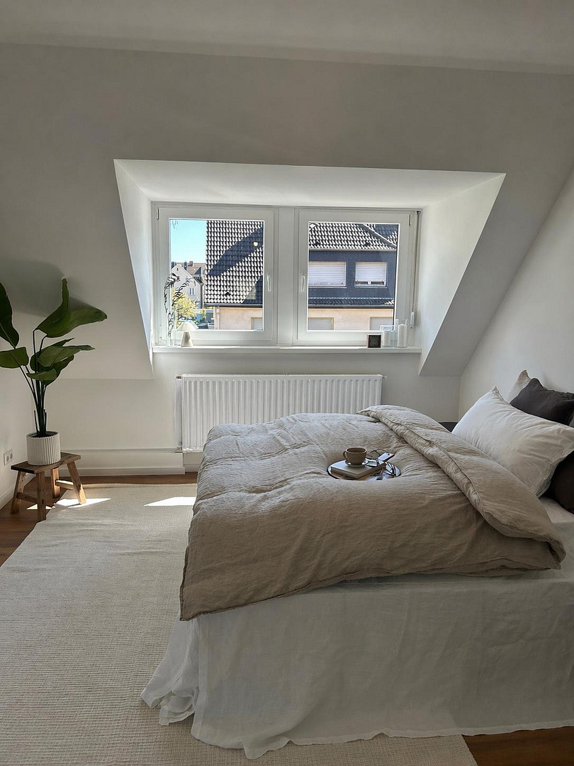 Perfekte Möglichkeit für Kapitalanleger - provisionsfrei, vollständig renoviert: 3 Zimmer Wohnung