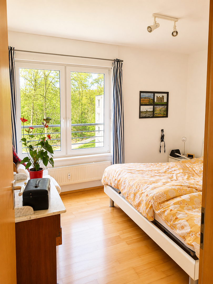 Attraktive 5-Zimmer-Wohnung in der Karlsruher Nordstadt – hell mit freiem Blick ins Grüne – Karlsruhe(Nordstadt) – Vorschaubild 12