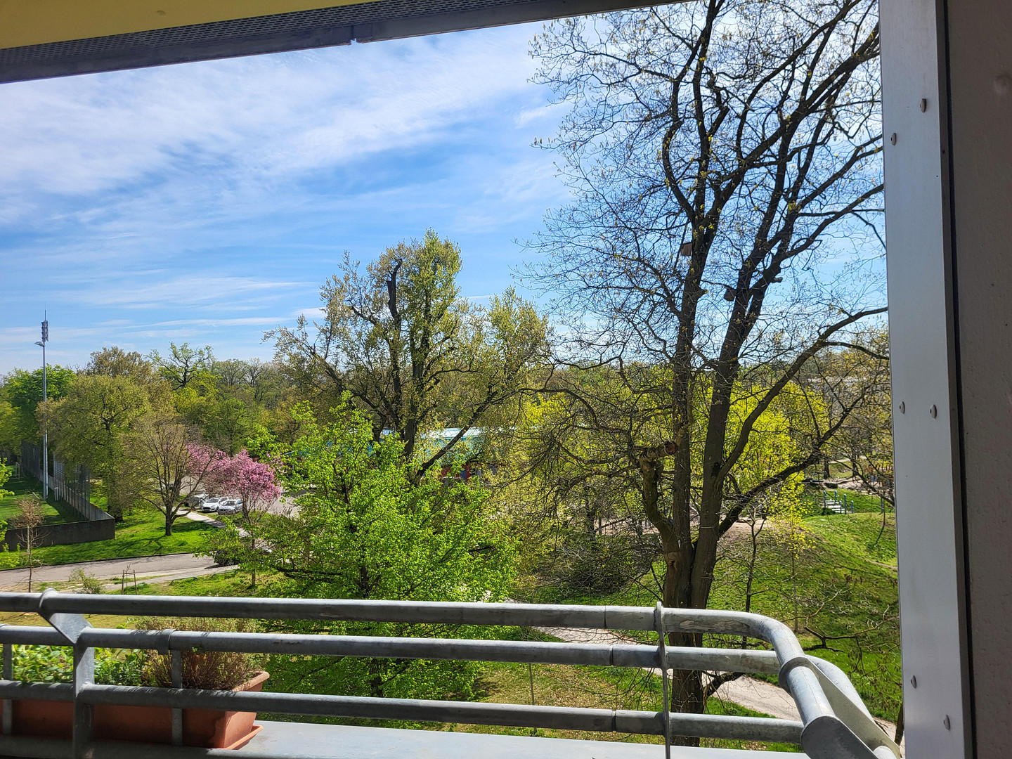Attraktive 5-Zimmer-Wohnung in der Karlsruher Nordstadt – hell mit freiem Blick ins Grüne – Karlsruhe(Nordstadt) – Vorschaubild 6