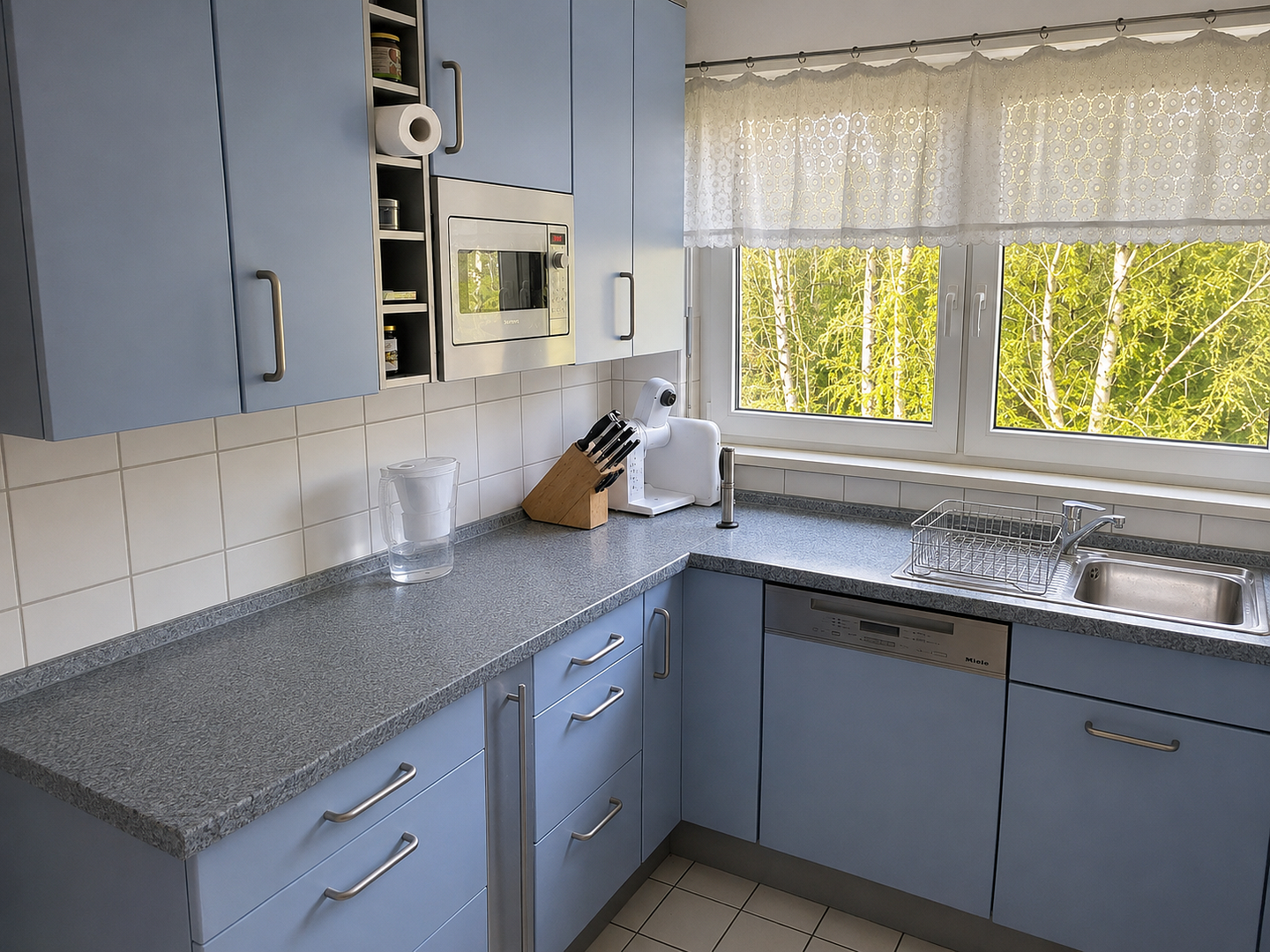 Attraktive 5-Zimmer-Wohnung in der Karlsruher Nordstadt – hell mit freiem Blick ins Grüne – Karlsruhe(Nordstadt) – Vorschaubild 15