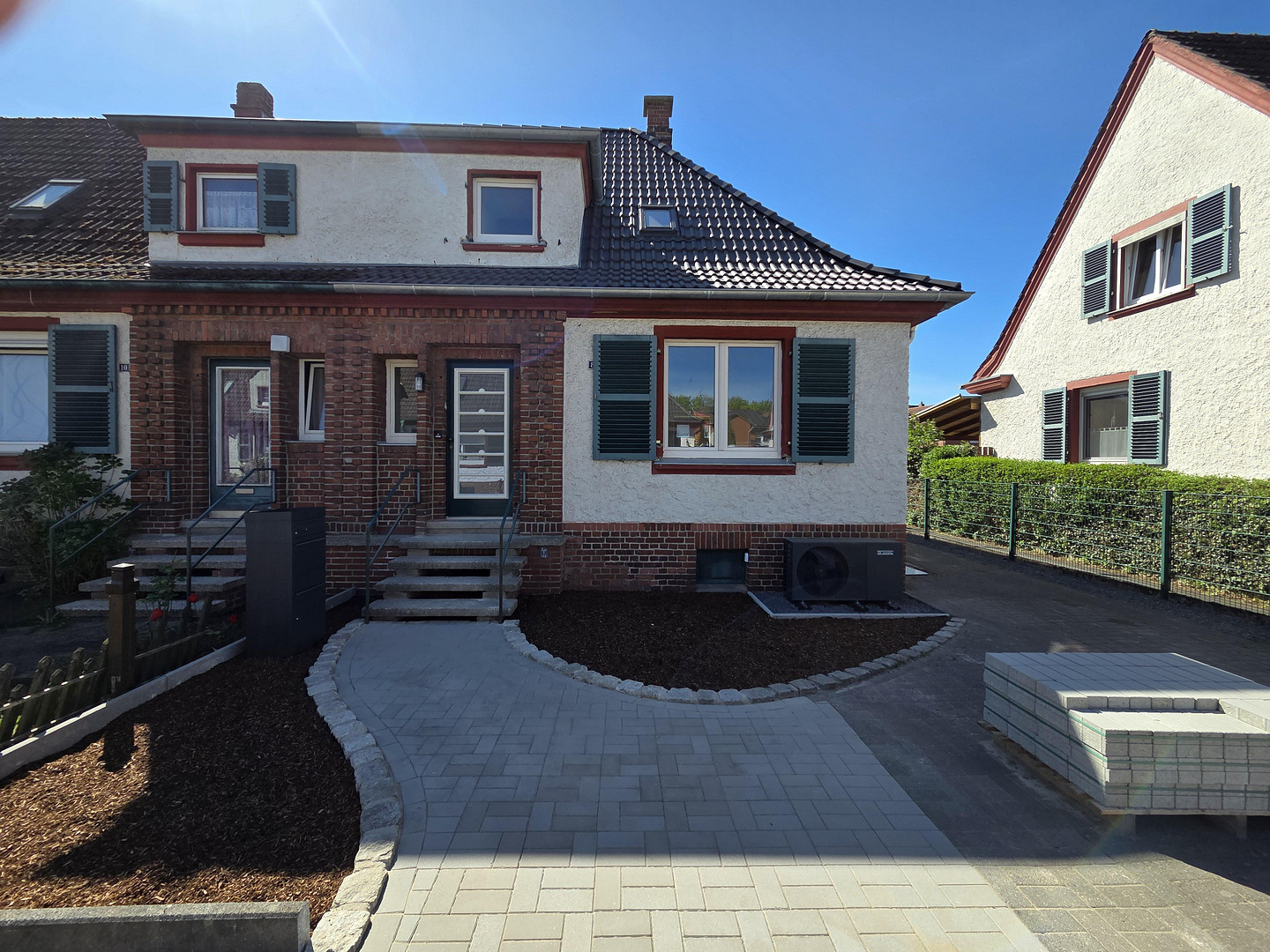 kernsaniertes Reihenendhaus mit Garten