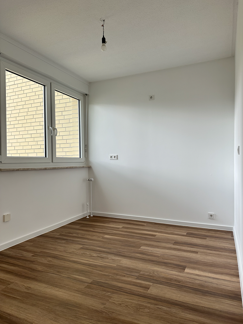 Modern renovierte 3-Zimmer-Wohnung mit Balkon & Aufzug in Köln-Pesch, provisionsfrei – Köln Pesch(Pesch) – Vorschaubild 7