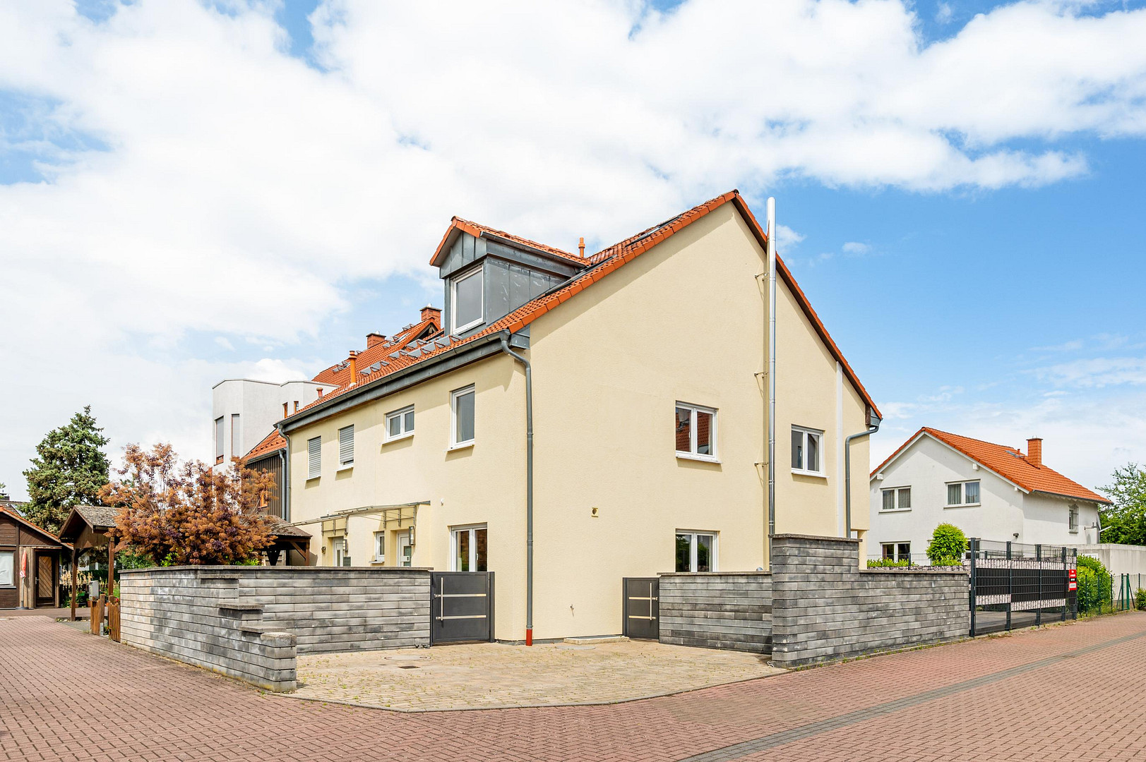 Einzigartige Doppelhaushälfte mit großem Außenbereich! – In der Wolfskaute 23, 64331 Weiterstadt(Schneppenhausen) – Vorschaubild 18