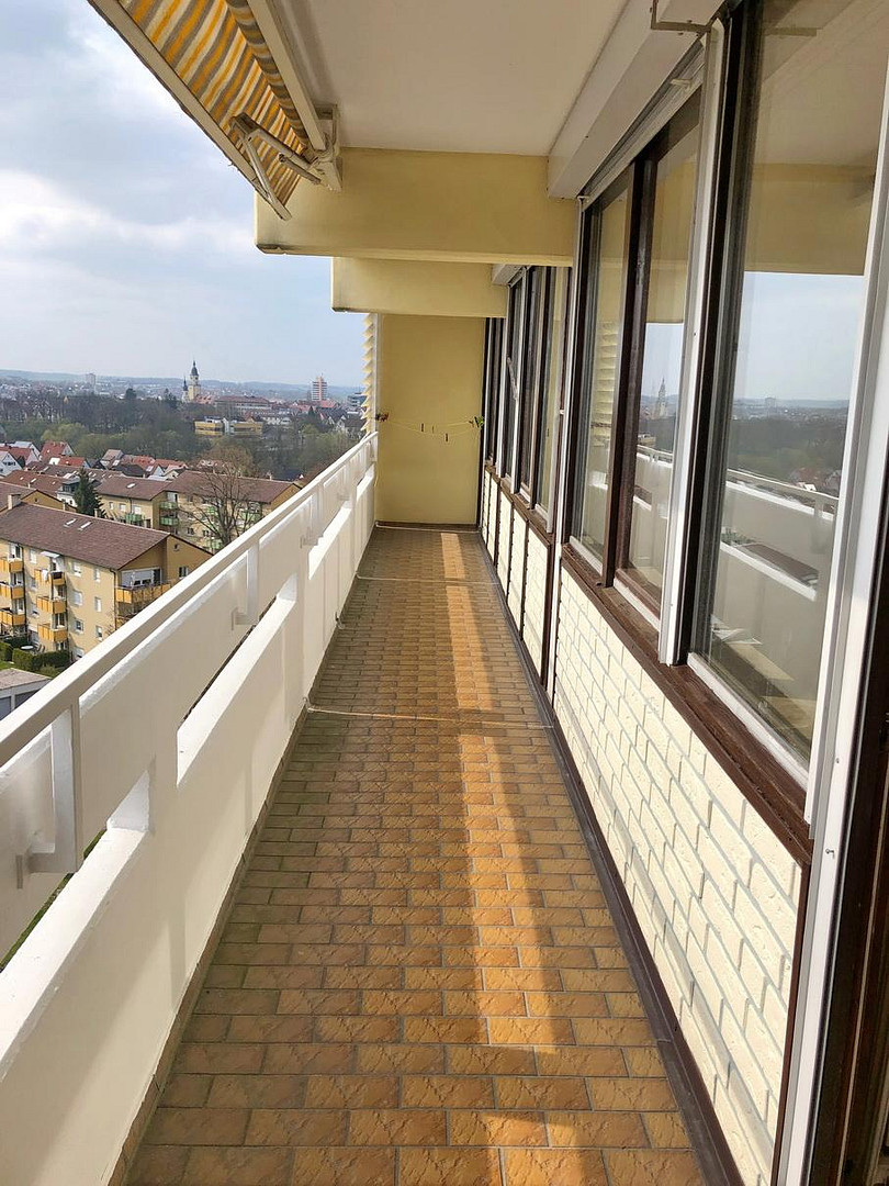 Lichtdurchflutete 4-Zimmer-Wohnung mit Fernblick – Crailsheim – Lerchenstraße 25, 74564 Crailsheim – Vorschaubild 2