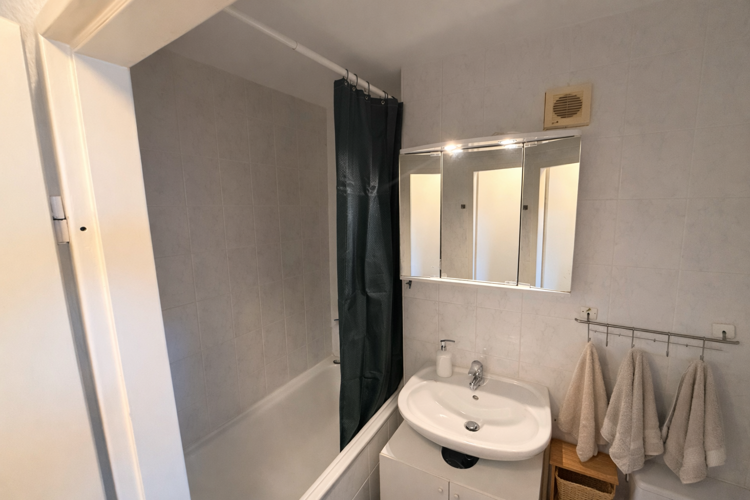 1-Zimmer-Wohnung mit Balkon & Pool in München – attraktive Kapitalanlage – Kurt-Eisner-Straße 41, 81737 München(Altperlach) – Vorschaubild 5