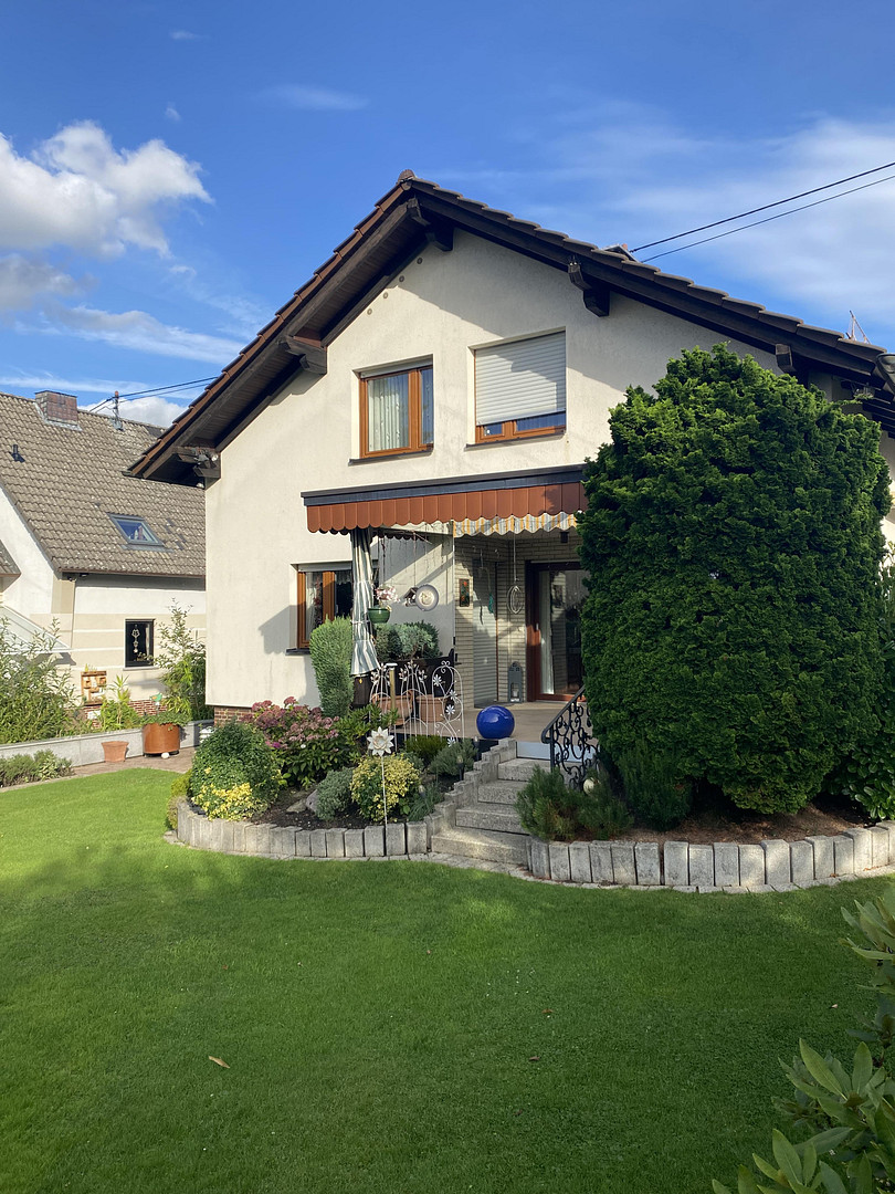 Helles Familienhaus mit großem Garten in ruhiger Wohnlage-sehr gute Verkehrsanbindung – Mogendorf – Vorschaubild 19