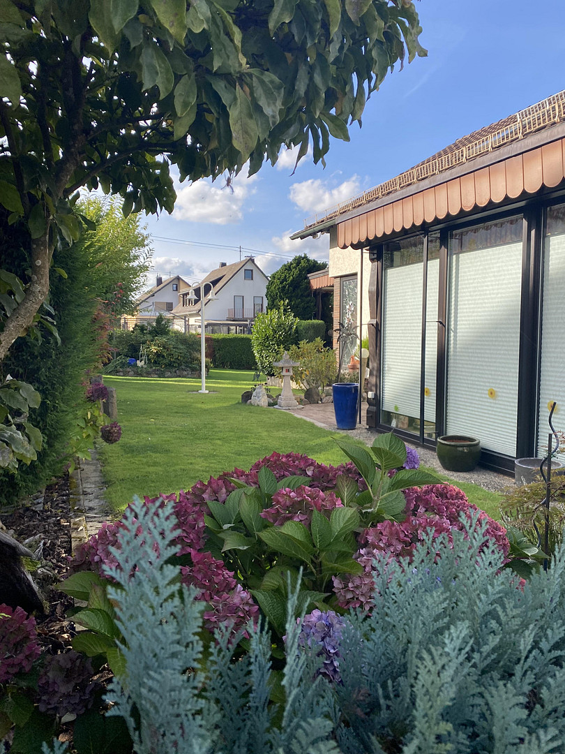 Helles Familienhaus mit großem Garten in ruhiger Wohnlage-sehr gute Verkehrsanbindung – Mogendorf – Vorschaubild 10