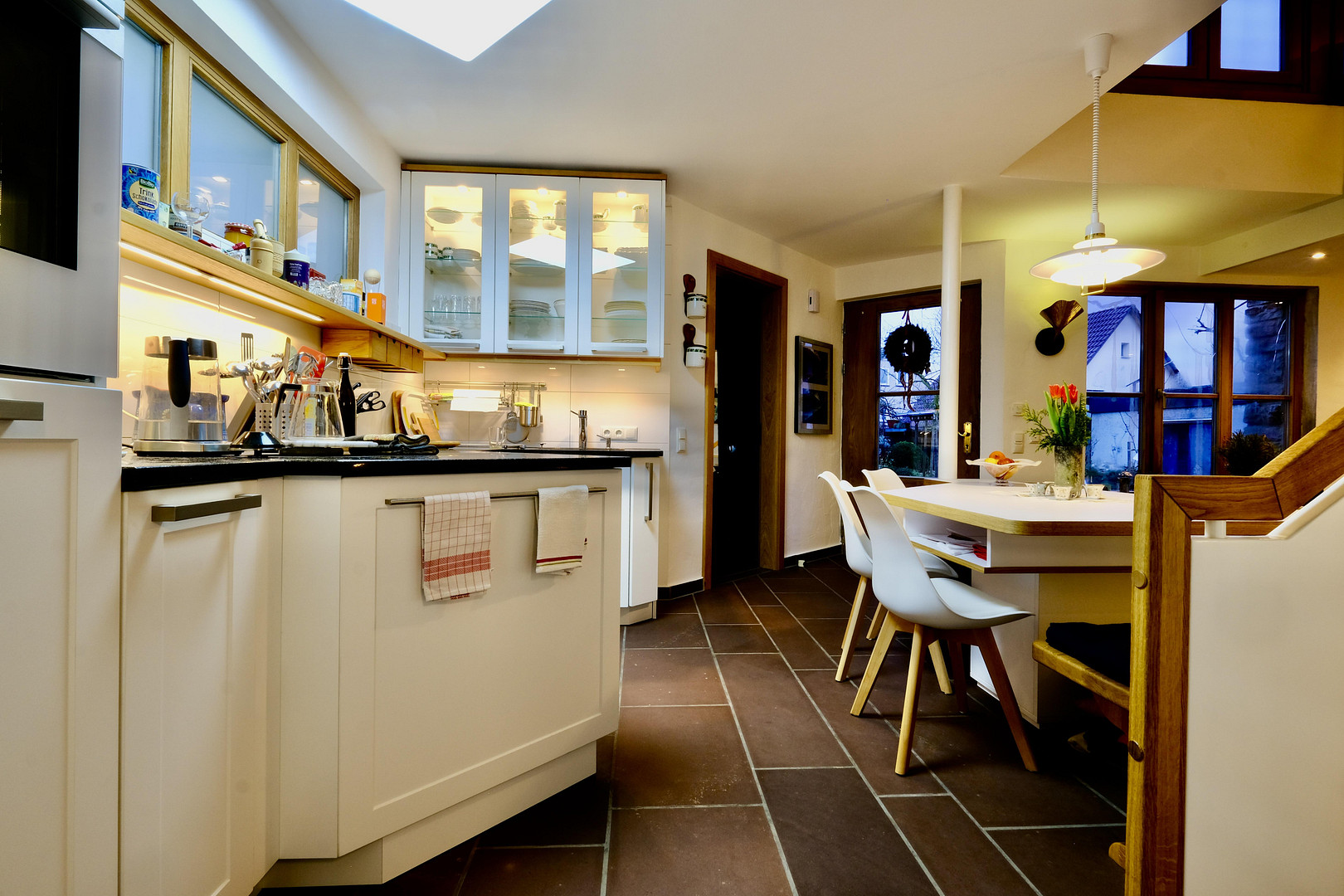 Wunderschönes Atelierhaus: ca. 70m2, hell, ruhig, und großzügig geschnitten – Kassel – Vorschaubild 9