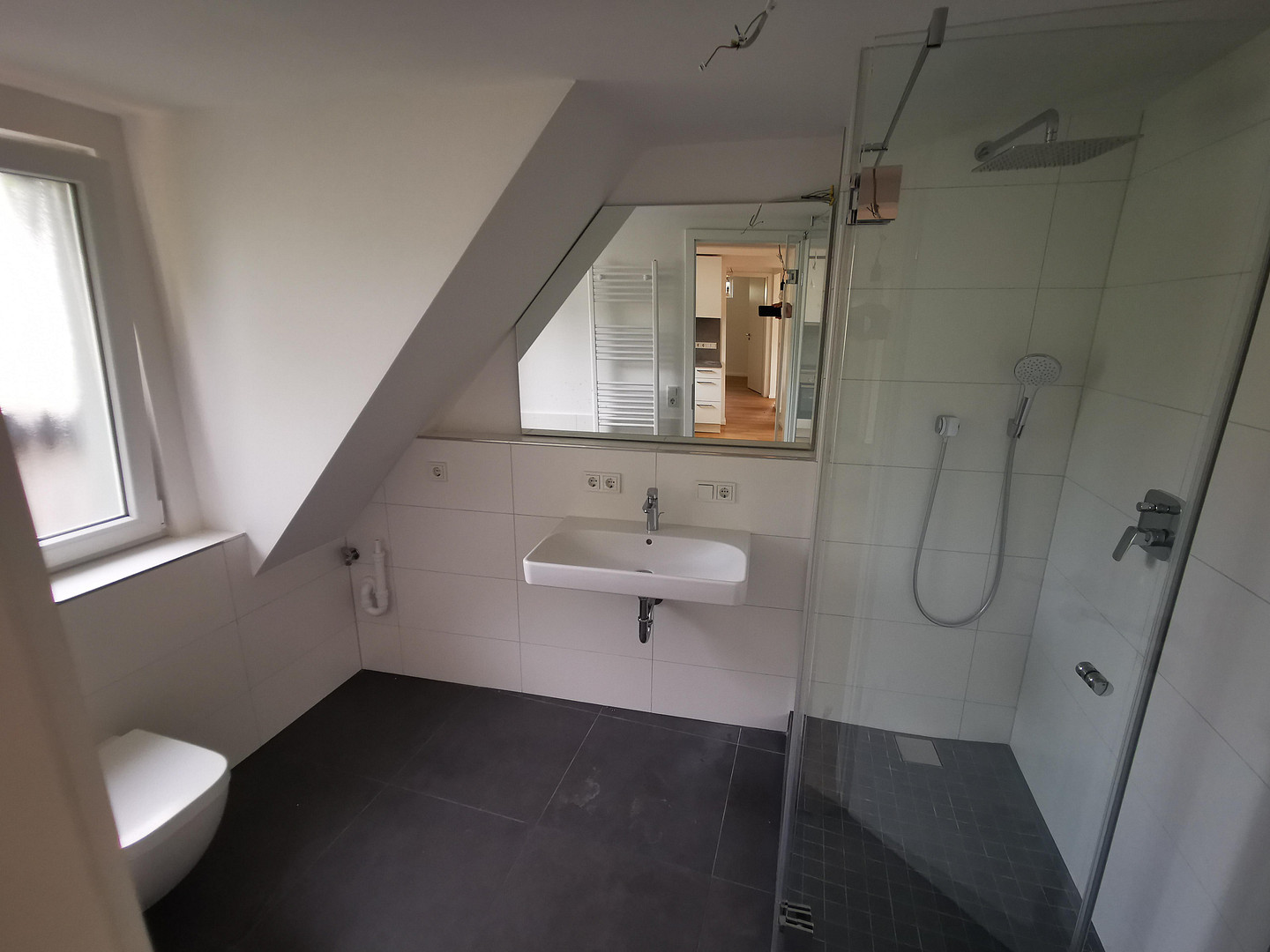 neuwertige Dachgeschosswohnung mit Dachterrasse in Mainz-Finthen - hell, ruhig und charmant – Prunkgasse 29, 55126 Mainz-Finthen(Finthen) – Vorschaubild 8