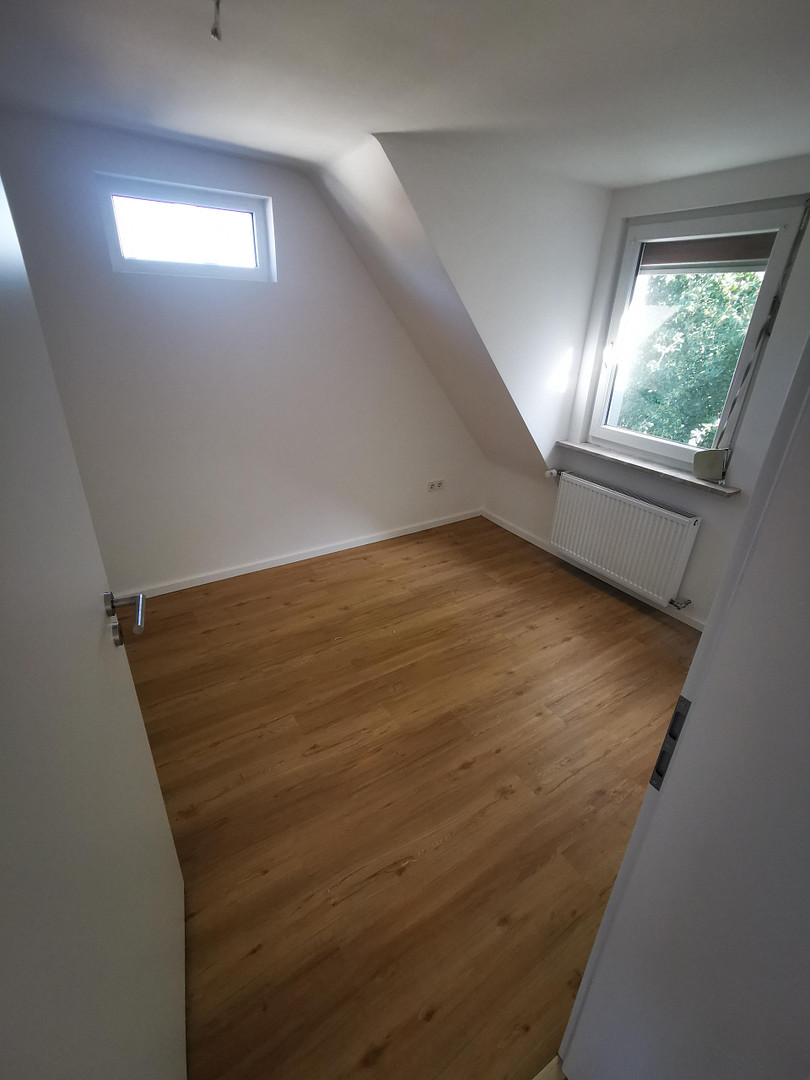 neuwertige Dachgeschosswohnung mit Dachterrasse in Mainz-Finthen - hell, ruhig und charmant – Prunkgasse 29, 55126 Mainz-Finthen(Finthen) – Vorschaubild 7