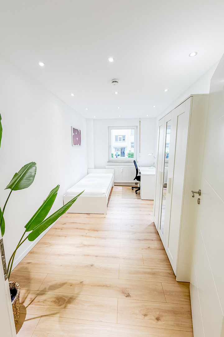 6% Bruttomietrendite: 4-Zimmer-Wohnung mit Balkon in Augsburg-Hochzoll - Für Kapitalanleger – Augsburg Hochzoll(Hochzoll) – Vorschaubild 2