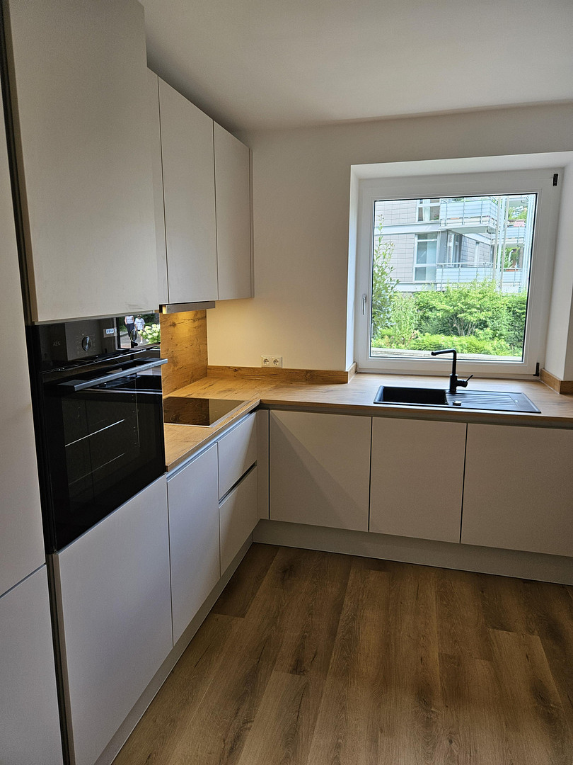 Frisch saniert! 2,5-Zi.-Wohnung mit Südloggia & TG provisionsfrei, Sasel – 22395 Hamburg – Vorschaubild 7