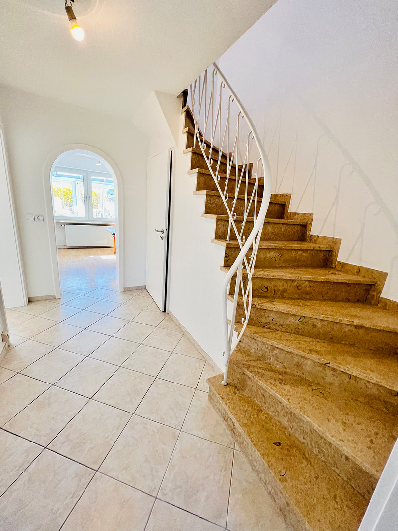 ** 1 von 8 WG-Zimmer ** in einem modernisiertes Reiheneckhaus in Kaufbeuren – Kaufbeuren(Neugablonz) – Vorschaubild 20