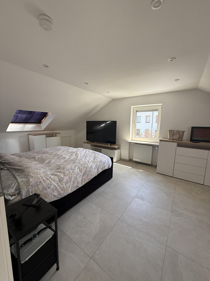 ** 1 von 8 WG-Zimmer ** in einem modernisiertes Reiheneckhaus in Kaufbeuren
