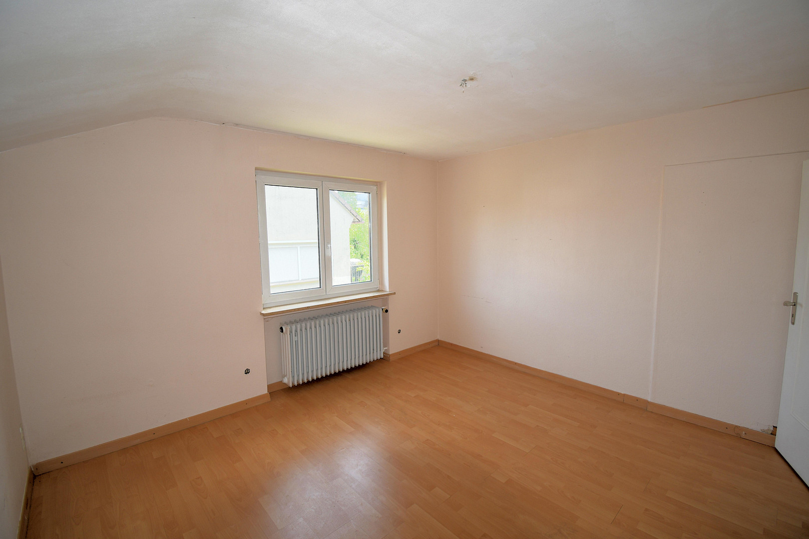 Ihr neues Zuhause in Wiesbaden-Sonnenberg – Wiesbaden – Vorschaubild 7