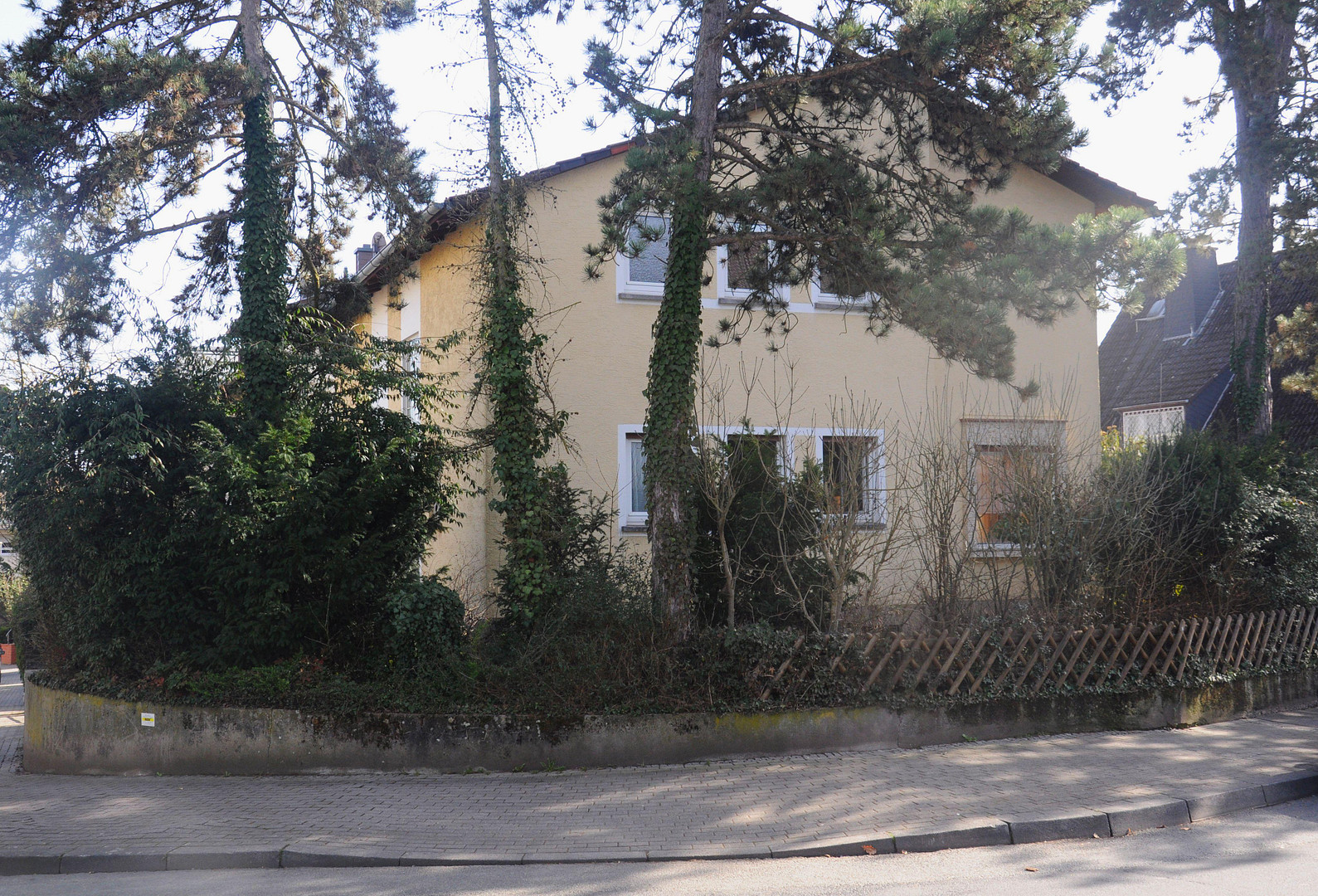 Ihr neues Zuhause in Wiesbaden-Sonnenberg – Wiesbaden – Vorschaubild 4