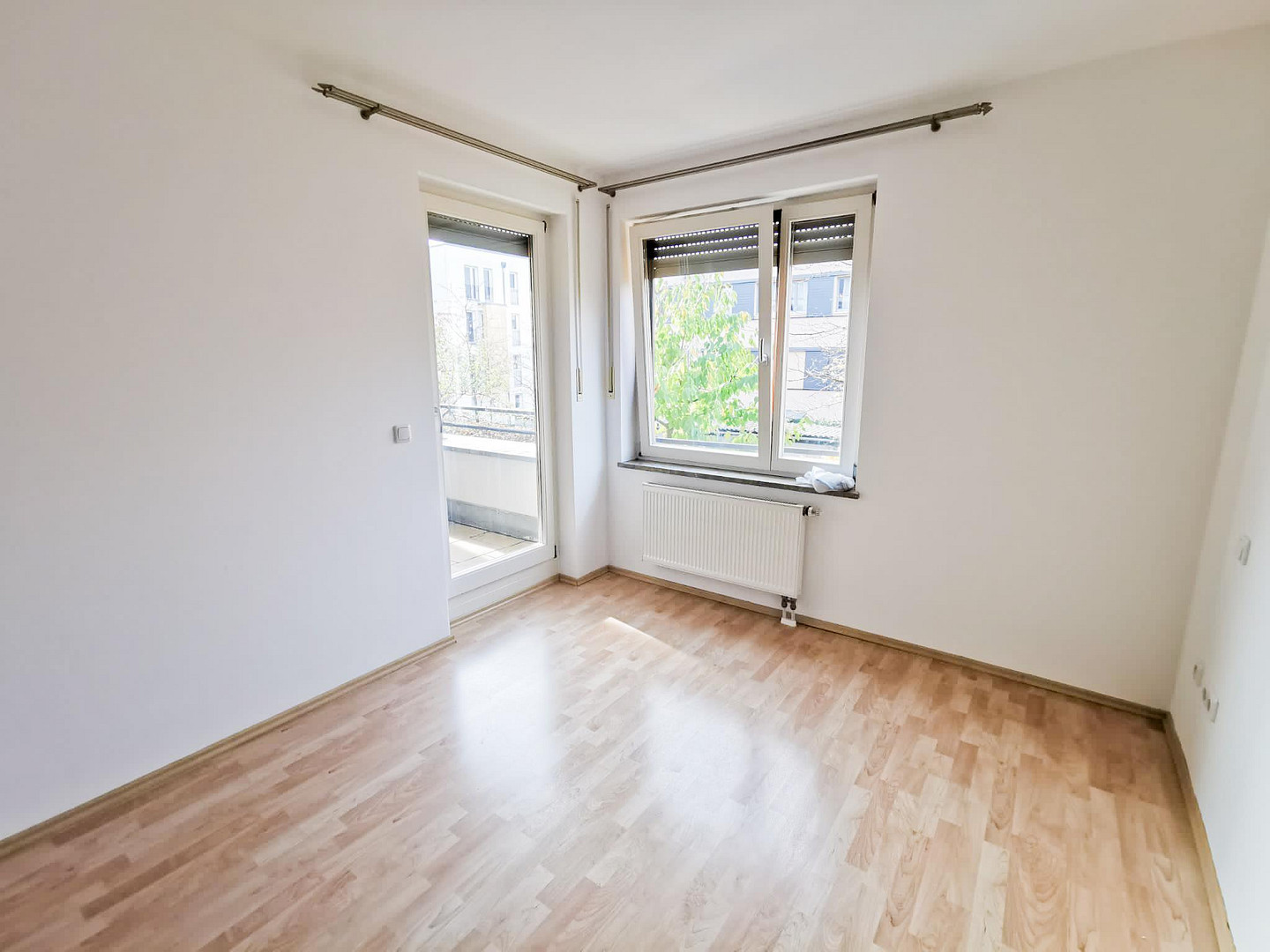 PROVISIONSFREI: Helle & großzügige 4-Zimmer Wohnung in Schwabing – München(Schwabing) – Vorschaubild 5
