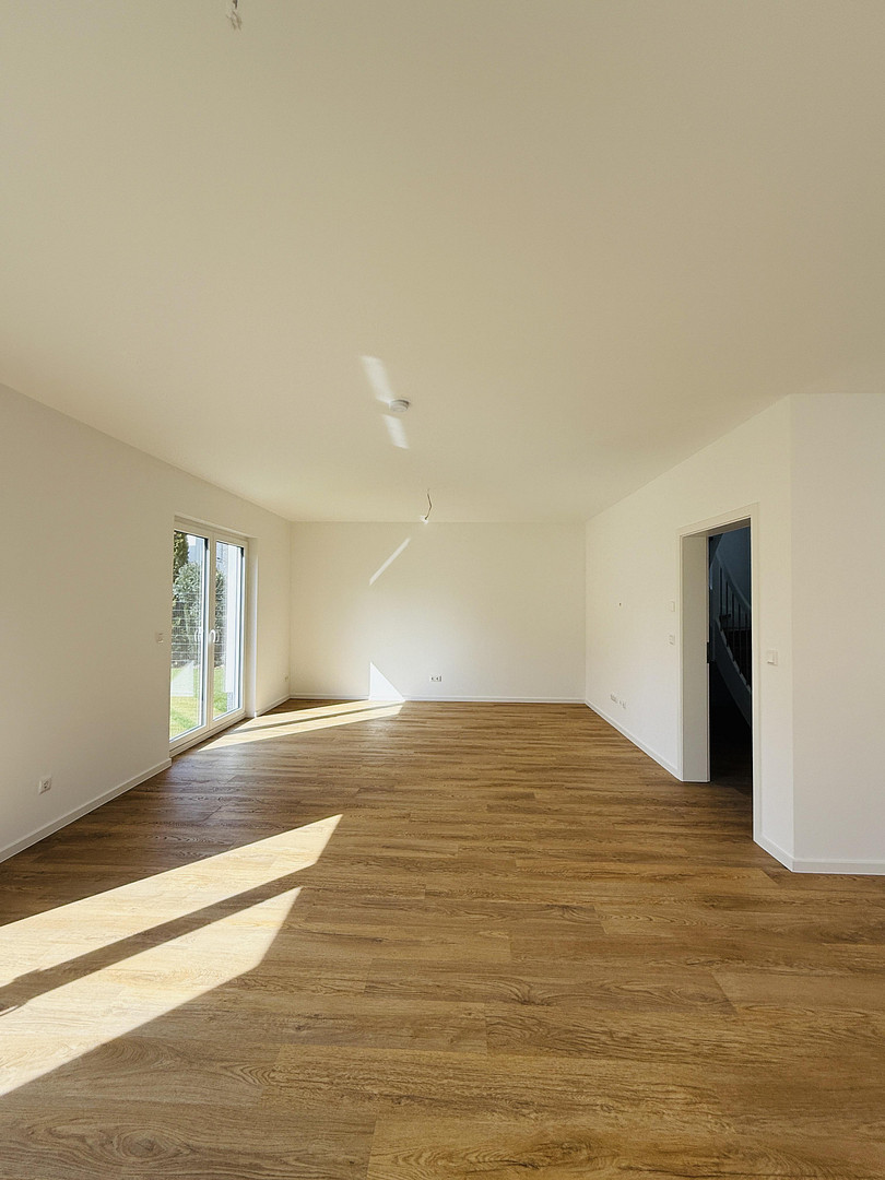 ✨ Modernes Neubau-Einfamilienhaus 3 Schlafzimmer Garten Fussbodenheizung Erstbezug ✨ – Berlin(Kaulsdorf) – Vorschaubild 8