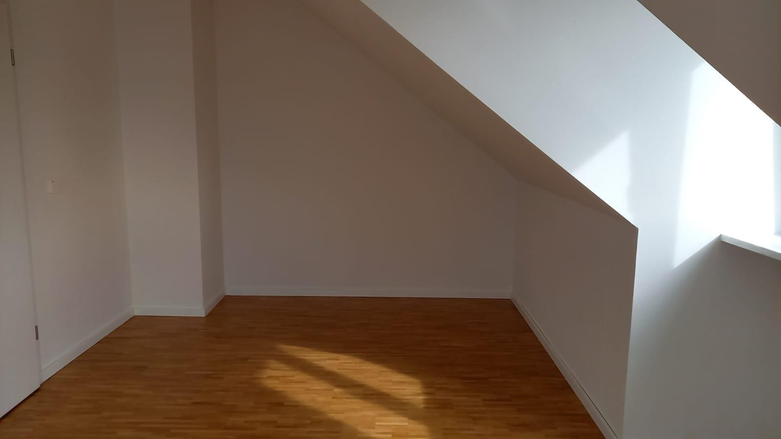 Lichtdurchflutete Doppelhaushälfte mit 6 Zimmern in Waldperlach – 81739 München(Waldperlach) – Vorschaubild 15