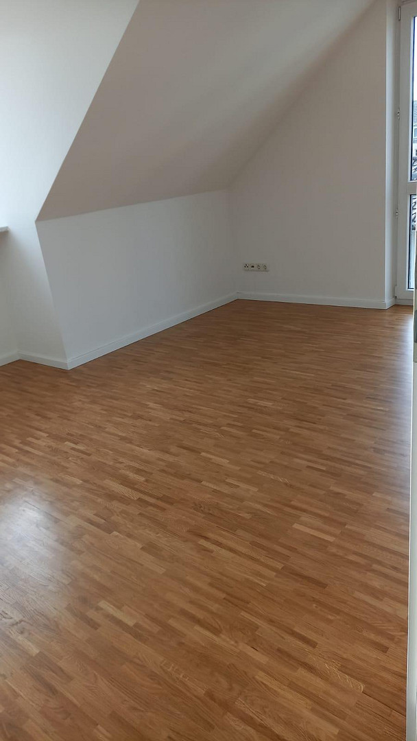 Lichtdurchflutete Doppelhaushälfte mit 6 Zimmern in Waldperlach – 81739 München(Waldperlach) – Vorschaubild 17