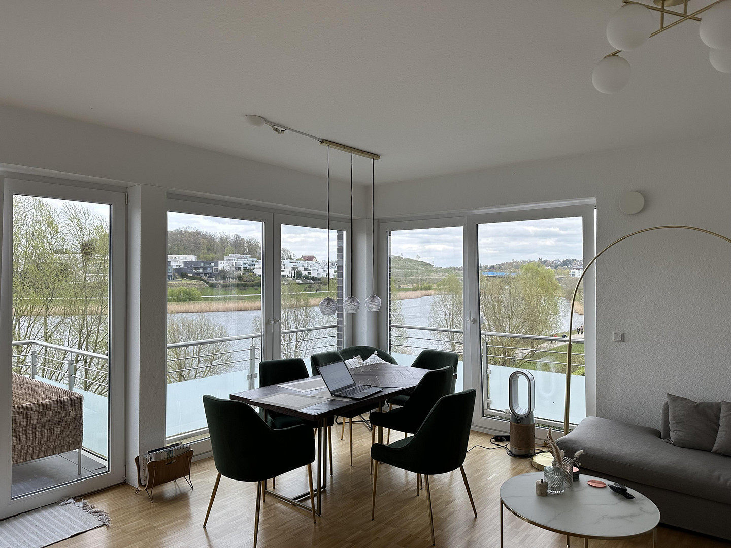 Exklusive 3,5 Zimmer Wohnung, Phoenixsee 1. Reihe, frontale Seesicht – Dortmund(Hörde) – Vorschaubild 6