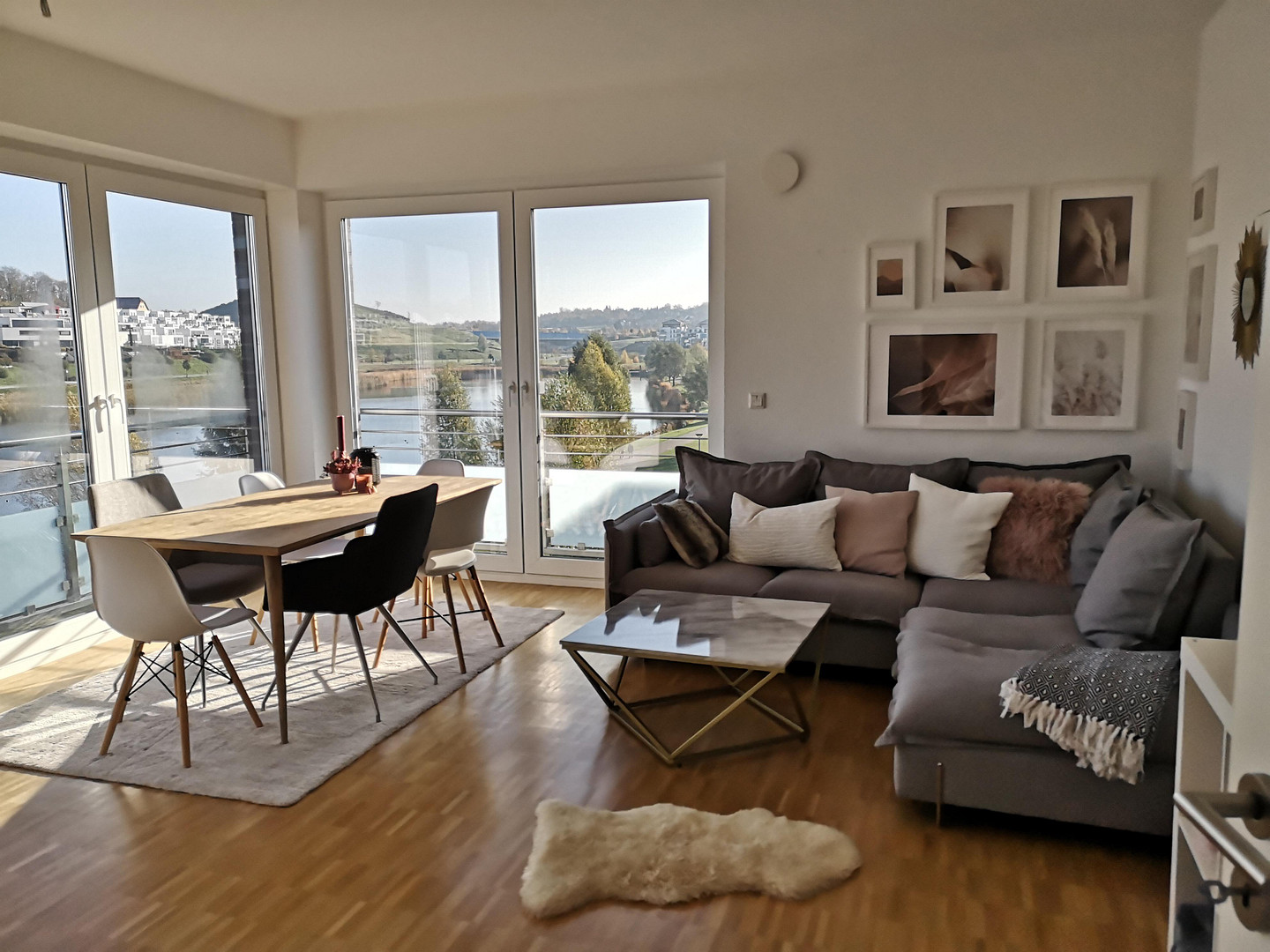 Exklusive 3,5 Zimmer Wohnung, Phoenixsee 1. Reihe, frontale Seesicht – Dortmund(Hörde) – Vorschaubild 4