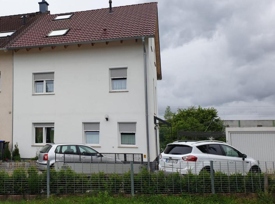 Provisionsfreie große Doppelhaushälfte in Mering St. Afra mit Anbau-Potenzial und sonnigem Garten – Mering(Sankt Afra) – Vorschaubild 2