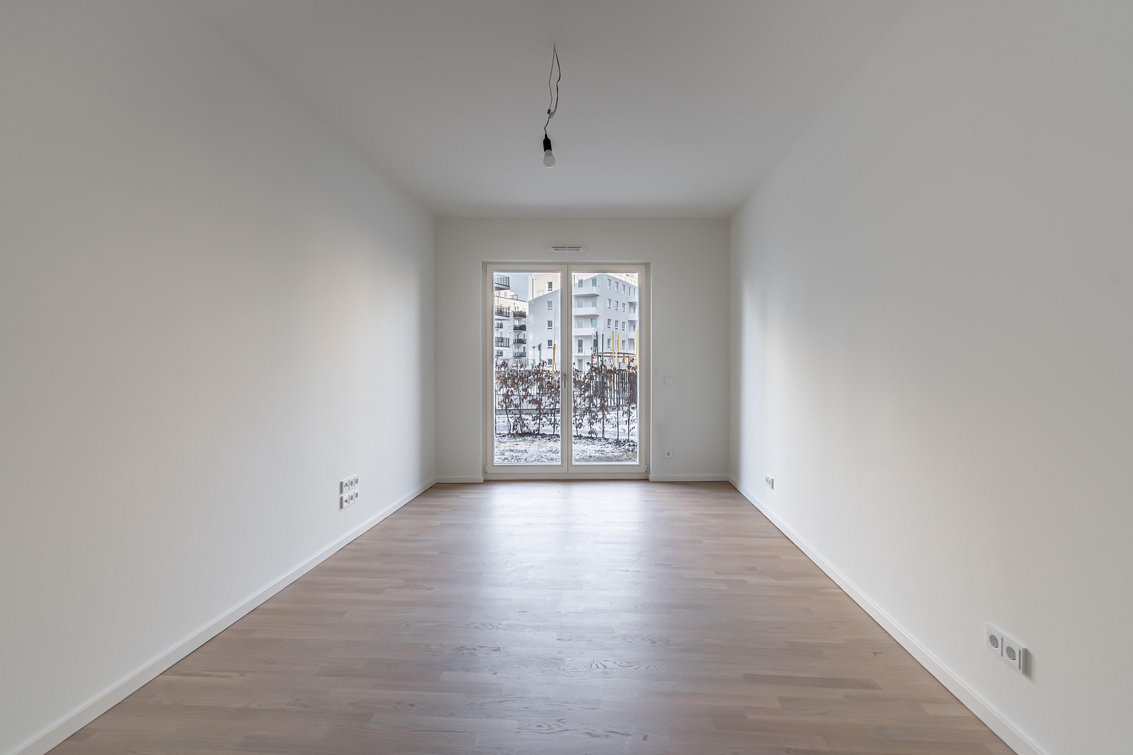 2-Zimmer-Wohnung mit Terrasse in der Lage direkt am Wasser in Berlin-Spandau – Parkstr. 8, 13585 Berlin(Hakenfelde) – Vorschaubild 5