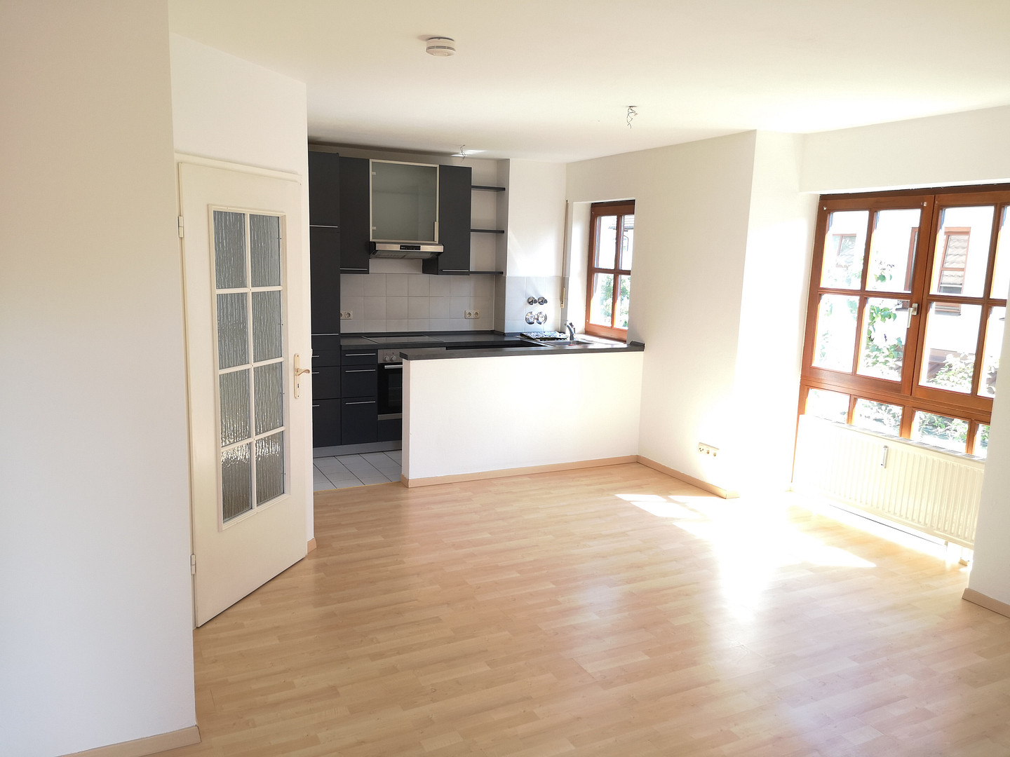 ROVISIONSFREI: Sehr helle, ideal geschnittene und ruhige 2-Zimmer-Wohnung – Rofanstraße 00, 81825 München(Trudering) – Vorschaubild 2