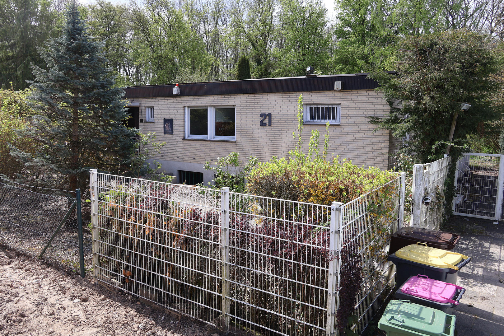 Bungalow am Waldrand zwischen Köln und Düsseldorf – Moselstrasse 21, 41540 Dormagen(Hackenbroich) – Vorschaubild 2