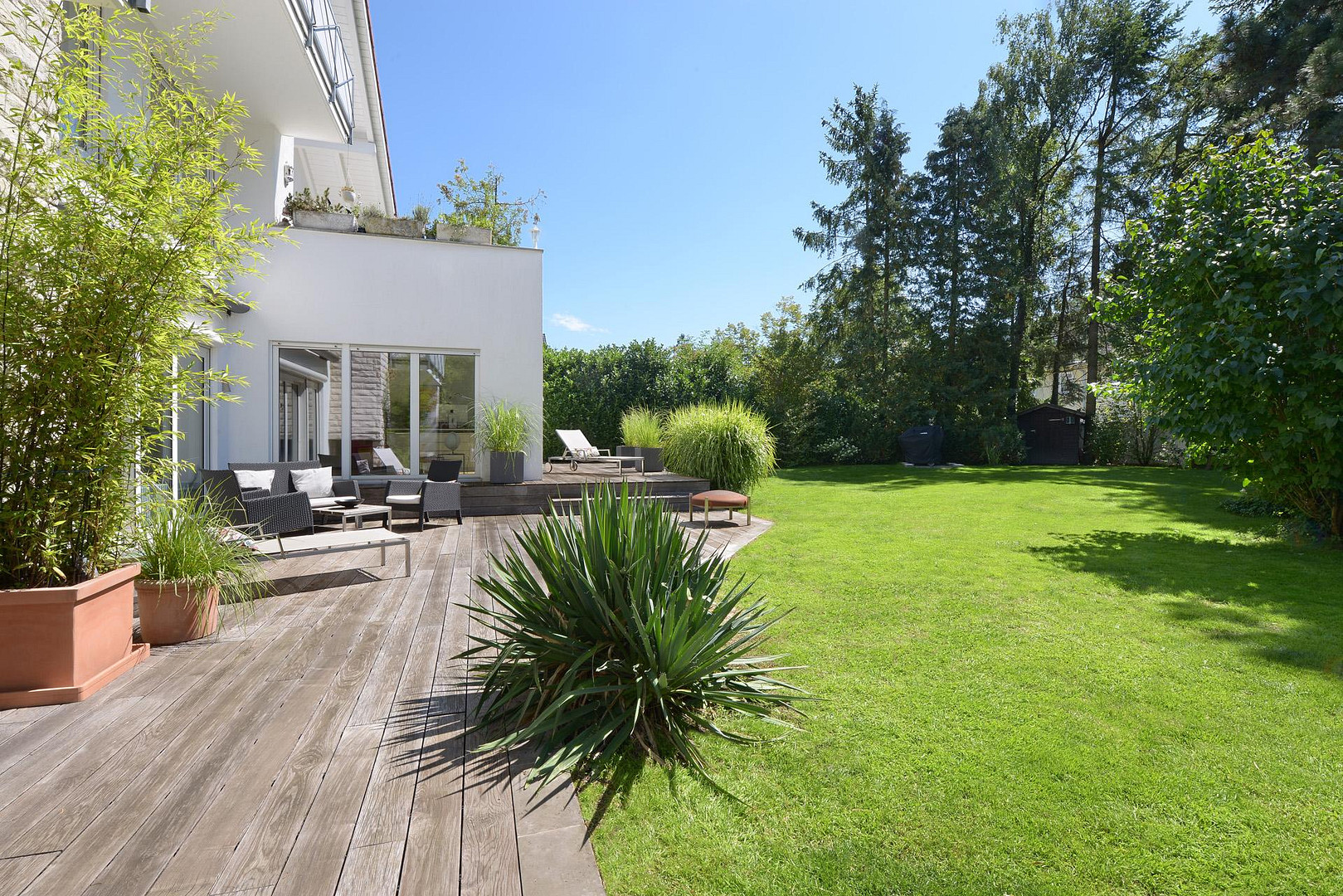 Lichtdurchflutete Gartenwohnung mit Hauscharakter in München Bogenhausen/Daglfing. Provisionsfrei – München(Daglfing) – Vorschaubild 4