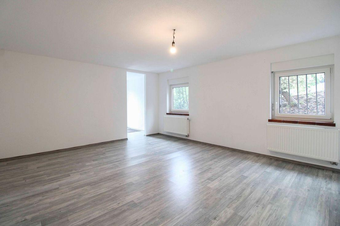 DAS BESONDERE HAUS IM GRÜNEN - sofort bezugsfrei – Braunfels – Vorschaubild 9