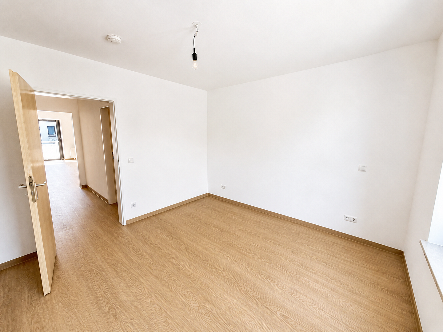 Helle, renovierte 2,5-Zimmer-Wohnung mit Südbalkon in -Moosach – RESERVIERT! – München(Moosach) – Vorschaubild 6